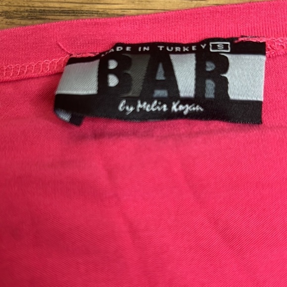 Bar sleeveless T-shirt - Picture 3 of 5